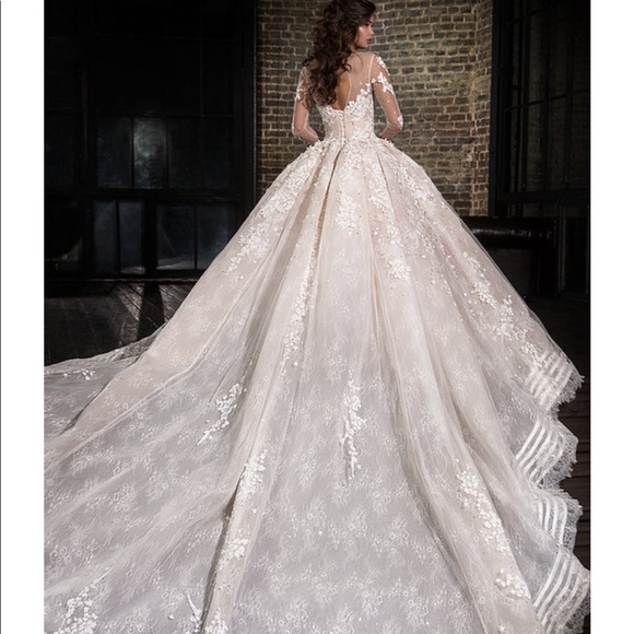 🔥Gorgeous 🔥Wedding dress size 10 - Picture 3 of 9